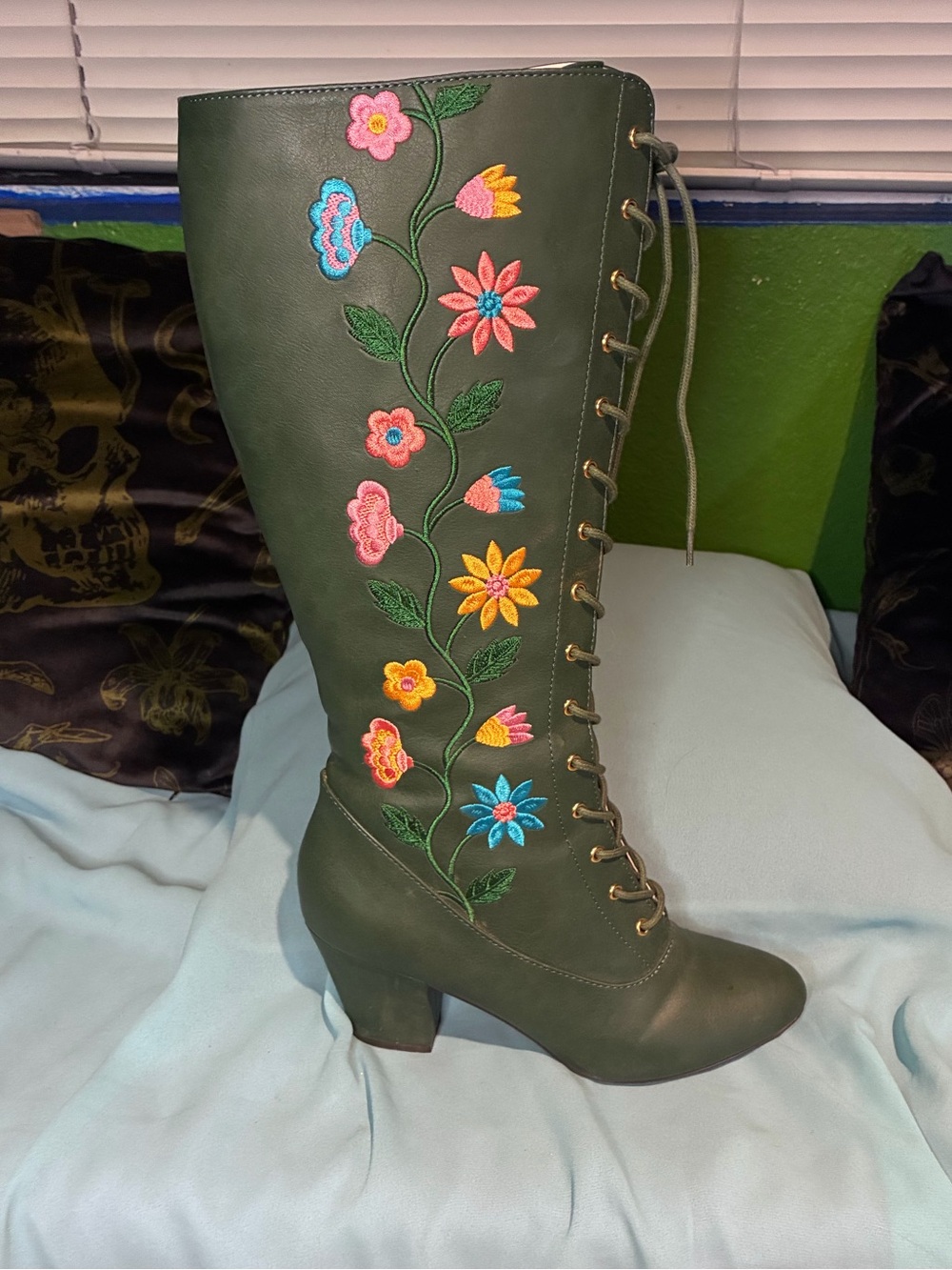 BAIT Knee High Forest Green Boots With Floral Embroidery Women’s Size 7.5